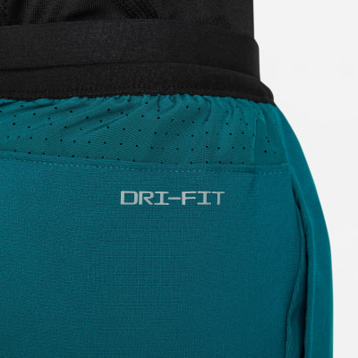 Nike B Nk Df Multi Tech gyerek sort