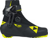 Schwarzer Fischer RC5 Skate Langlaufschuh mit gelben Akzenten.