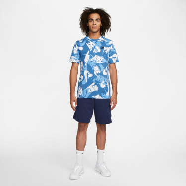 Sportswear Sport Essentials+ volnočasové tričko