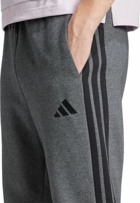 adidas Essentials 3-Streifen Trainingshose adidas Essentials 3-Streifen Trainingshose