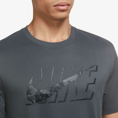 Nike M NK Pán. tričko DF TEE RLGD CAMO
