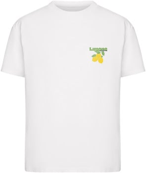 Weißes T-Shirt mit Zitronendruck und Schriftzug „Limone sul Garda“.