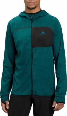 Herren dunkelgrüne Fleecejacke mit Kapuze und schwarzer Tasche. Herren dunkelgrüne Fleecejacke mit Kapuze und schwarzer Tasche.