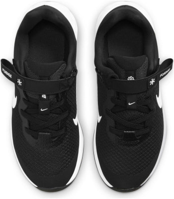 Nike Revolution 6 Flyease