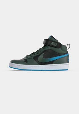 Zelené a černé tenisky Nike na střední výšku s modrým logem a páskem.