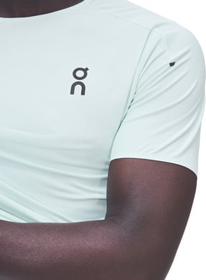On Performance Laufshirt On Performance Laufshirt