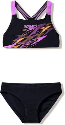Schwarzer Speedo-Badeanzug mit lila und orangefarbenen Akzenten und lila Trägern. Schwarzer Speedo-Badeanzug mit lila und orangefarbenen Akzenten und lila Trägern.
