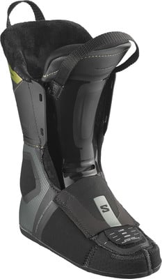 Innenschuh eines Salomon-Skischuhs mit schwarzem Textilbezug und Logo. Innenschuh eines Salomon-Skischuhs mit schwarzem Textilbezug und Logo.