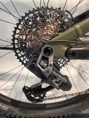 Detail des SRAM GX Schaltwerks an einem Mountainbike. Detail des SRAM GX Schaltwerks an einem Mountainbike.