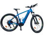 Ein blaues Genesis E-Mountainbike mit Mittelmotor und Federung.