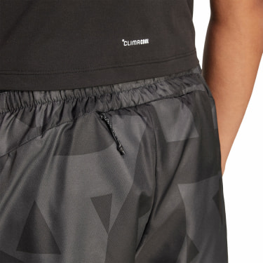 MT LIGHT Laufshorts