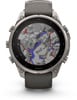 Eine Garmin Smartwatch mit einer Karte des Luganersees und umliegenden Straßen.
