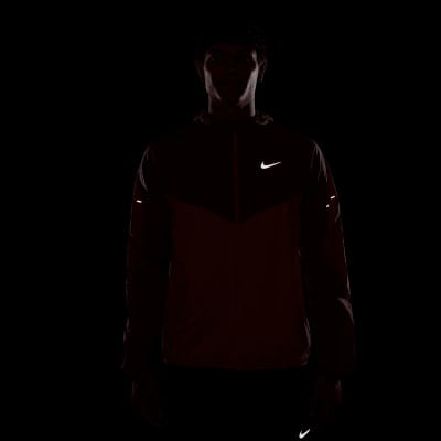 Nike Stride Laufjacke mit Kapuze