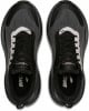 Draufsicht auf ein Paar schwarze Brooks Cascadia Laufschuhe mit Schnürsenkeln.
