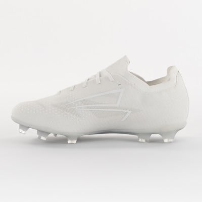 Weißer Fußballschuh mit transparenter Sohle und seitlichem Logo. Weißer Fußballschuh mit transparenter Sohle und seitlichem Logo.