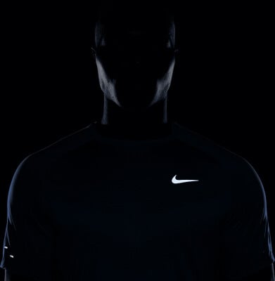 Nike Stride Laufshirt
