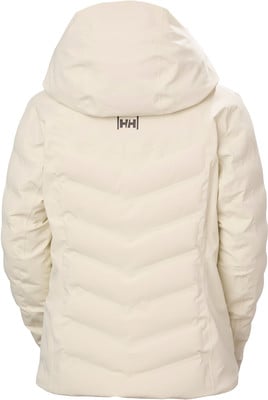 Rückansicht einer cremefarbenen Daunenjacke mit HH-Logo auf der Kapuze. Rückansicht einer cremefarbenen Daunenjacke mit HH-Logo auf der Kapuze.