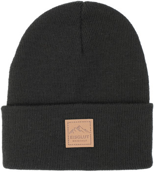 Schwarze Strickmütze mit einem Lederaufnäher mit Bergmotiv und dem Schriftzug Eisglut Originals.