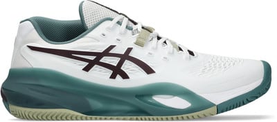 Weißer Tennisschuh mit dunkelweinrotem Logo und türkisfarbenem Sohle. Weißer Tennisschuh mit dunkelweinrotem Logo und türkisfarbenem Sohle.