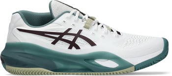 Weißer Tennisschuh mit dunkelweinrotem Logo und türkisfarbenem Sohle.