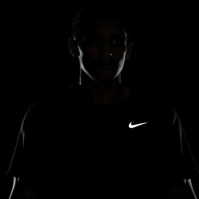 Nike Miler Dri-FIT UV férfi póló