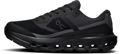 Schwarzer Laufschuh mit markanter Sohle und Markenlogo.