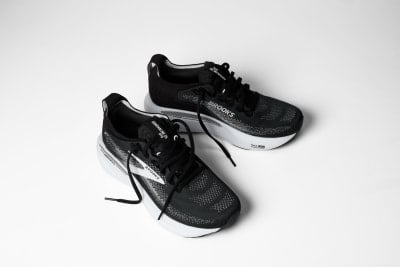 Brooks Adrenaline GTS 25 Laufschuhe