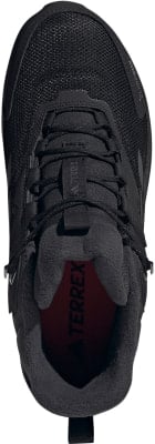 Fekete Adidas Terrex férfi cipő fűzővel és béléssel. Fekete Adidas Terrex férfi cipő fűzővel és béléssel.
