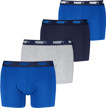 Vier Puma Boxershorts für Herren in Blau- und Grautönen mit Markenlogo.