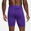 Herren lila Nike Radlerhosen mit höherem Bund.
