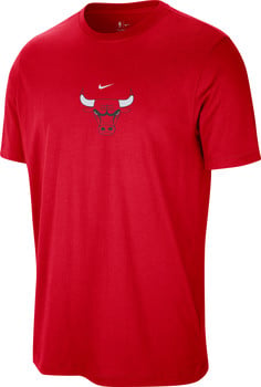 Rotes T-Shirt mit Chicago Bulls Logo und Nike Logo.