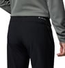 Rückansicht einer schwarzen Hose mit Columbia-Logo am Bund.