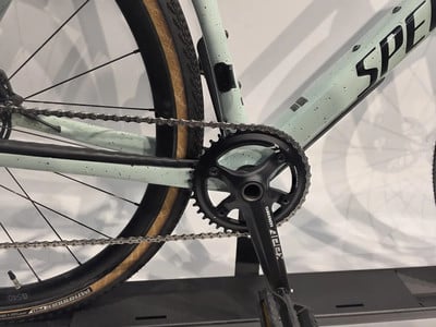 Fahrraddetails mit Kette, Kurbel und Hinterrad. Fahrraddetails mit Kette, Kurbel und Hinterrad.