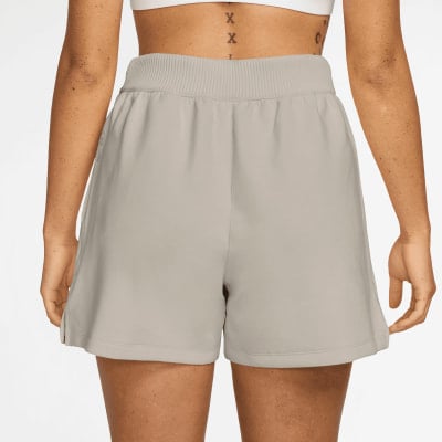 Nike 24.7 ImpossiblySoft 4" Shorts
