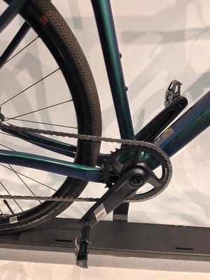 Detail des Fahrradhinterrads und der Kurbel mit Kette. Detail des Fahrradhinterrads und der Kurbel mit Kette.