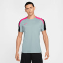 Nike Strike Dri-FIT Fußballtrikot