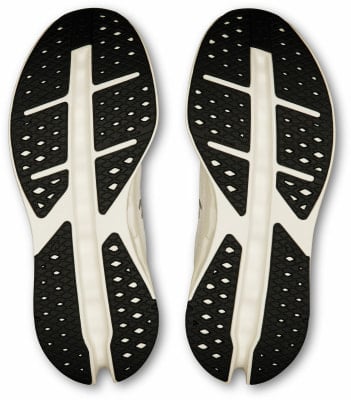 On Cloudsurfer Max Laufschuhe