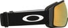 Oakley Skibrille mit schwarzem Band und verspiegeltem Glas.