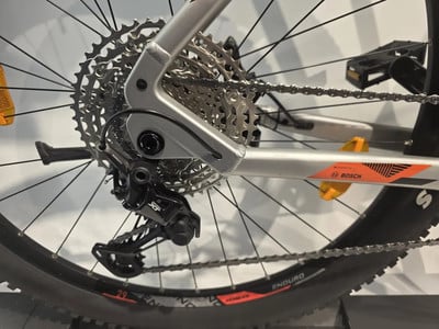 Detail des Schaltwerks und der Kassette an einem Mountainbike. Detail des Schaltwerks und der Kassette an einem Mountainbike.