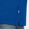 Blaues Poloshirt mit kleinem grauen JAKO-Logo an der Seite.