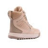 Beige Columbia nepromokavé turistické boty s texturou.