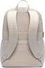Rückseite eines beigen Rucksacks mit gepolsterten Trägern und Netzoberfläche.
