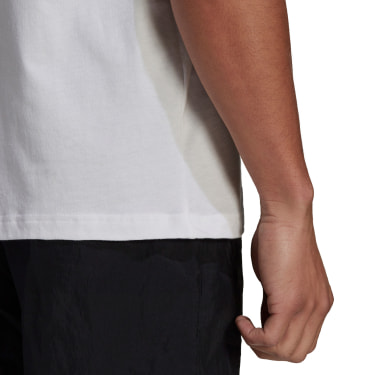 M FAVS Q2 T T-Shirt