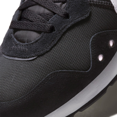 Nike Venture Runner férfi szabadidőcipő