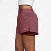 Nike Damen-Laufshorts mit integrierten Shorts und reflektierenden Details.