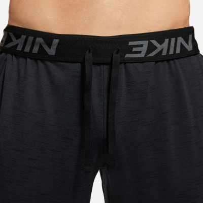 Nike Yoga Dri-FIT Trainingshose