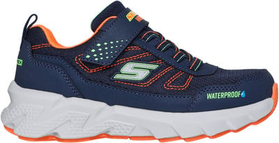 Blauer Kinderschuh von Skechers mit orangefarbenen Details und wasserdichter Ausrüstung. Blauer Kinderschuh von Skechers mit orangefarbenen Details und wasserdichter Ausrüstung.
