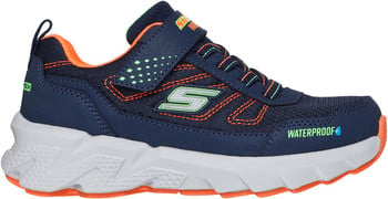 Blauer Kinderschuh von Skechers mit orangefarbenen Details und wasserdichter Ausrüstung.