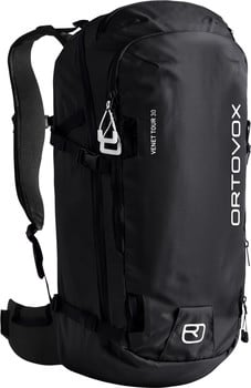 Schwarzer Ortovox Rucksack mit weißem Logo und Trägern.