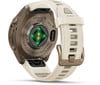 Rückseite einer Garmin Fenix 9 Pro Smartwatch mit optischem Sensor und Titanarmband.